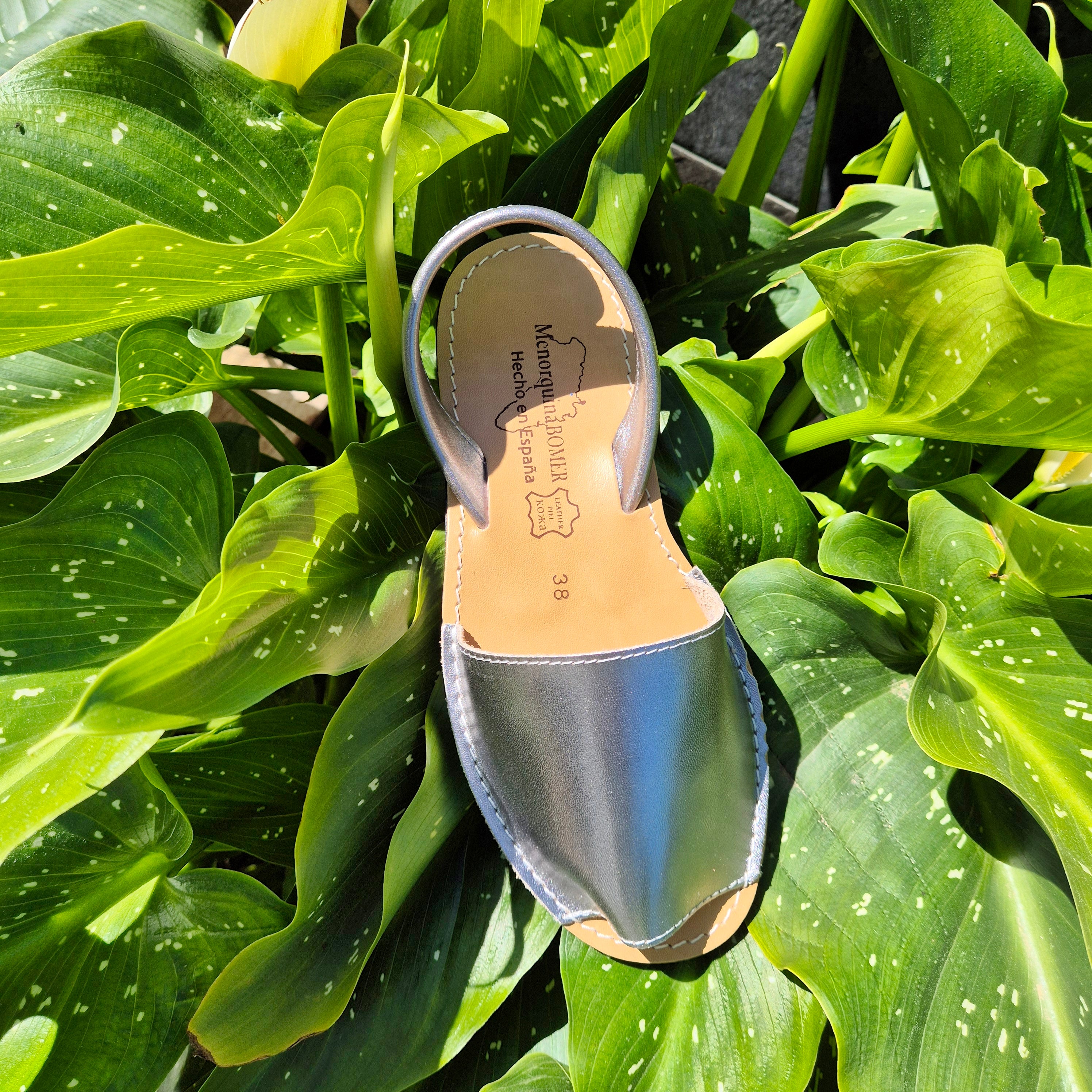 Minorquines - Laminated Pewter