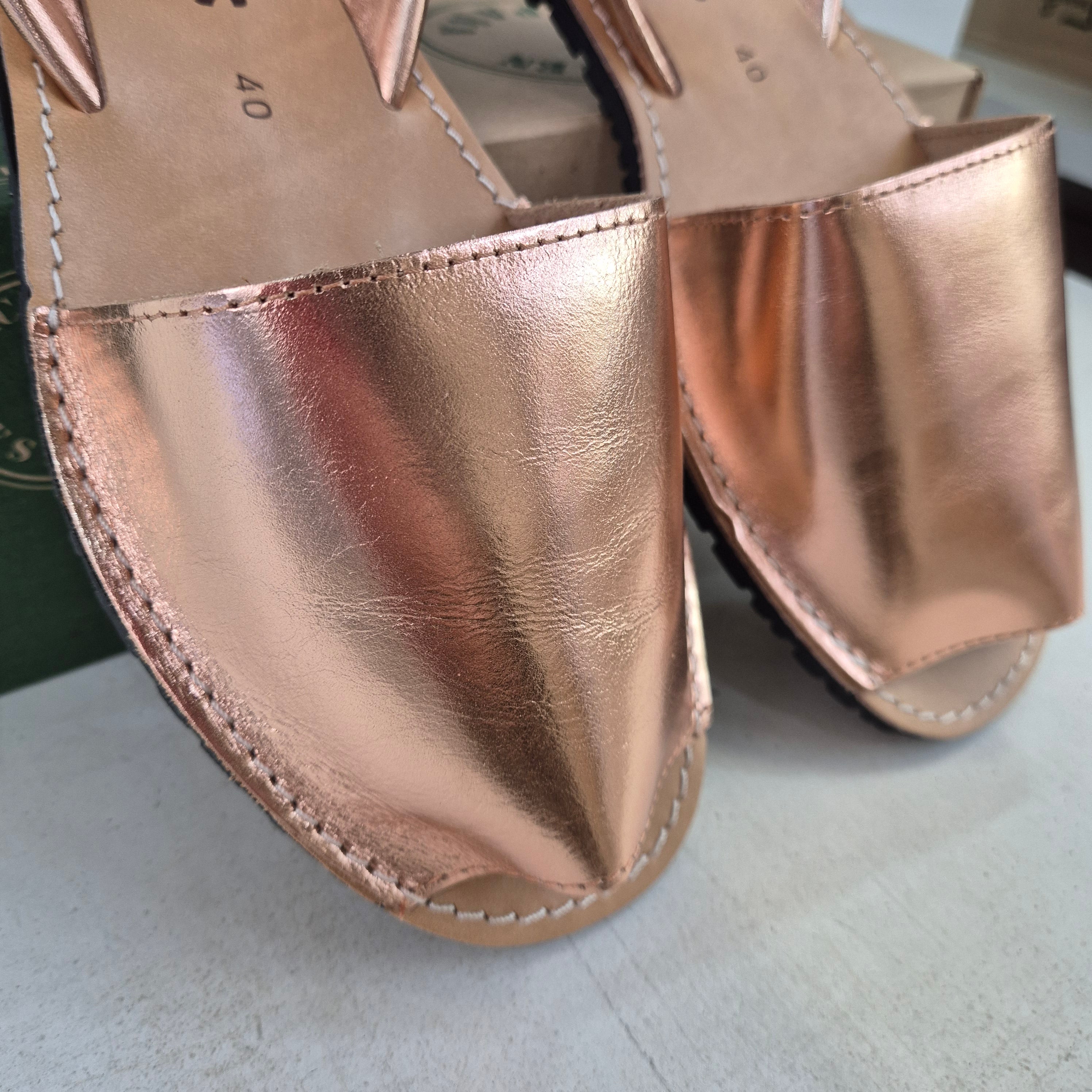 Minorcan sandals - Laminated Rose gold
