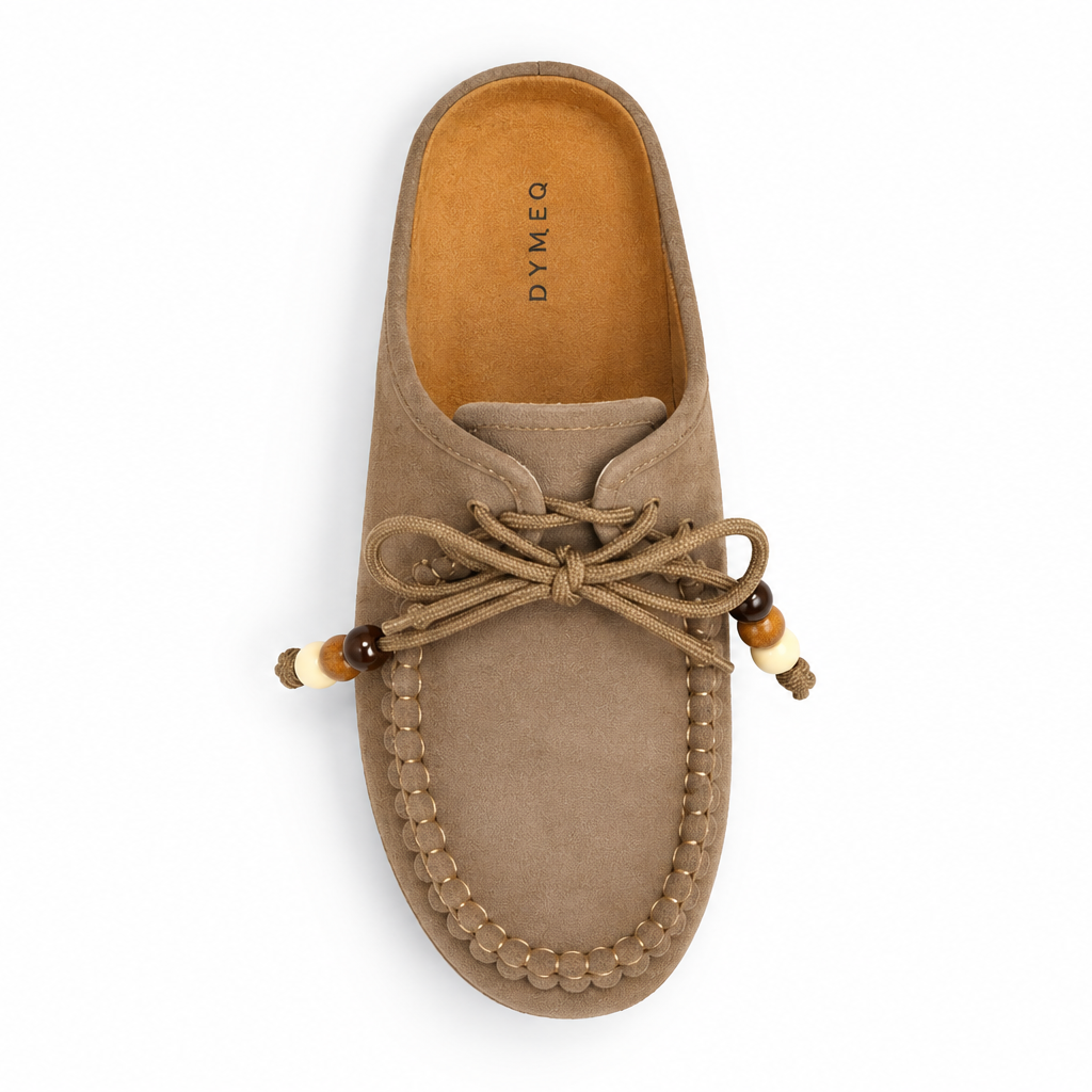 Mules brodées et bijoux en bois - Taupe
